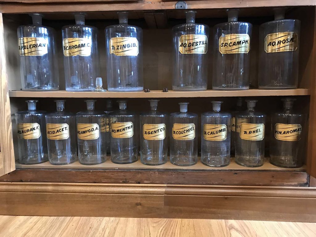 Gold Label Apothecary Jars 1 Pharmacy Research Center